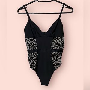Victoria’s Secret Black Velvet Brocade Thong Bodysuit NWOT Sz S